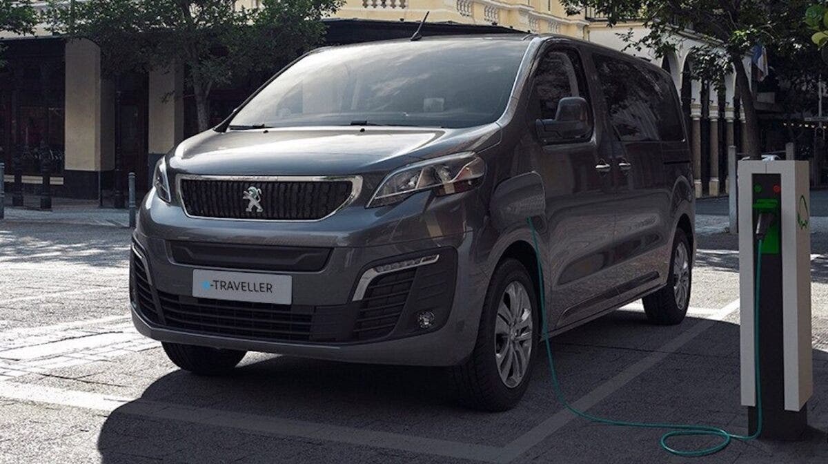 Nuovo Peugeot e-Traveller Regno Unito