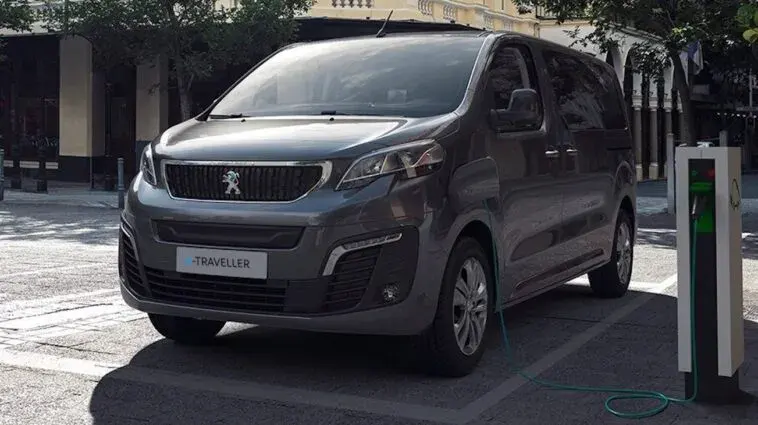 Nuovo Peugeot e-Traveller Regno Unito