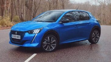 Peugeot e-208