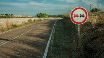agente fuori servizio in divisa