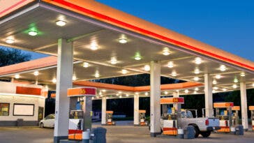 stazione_servizio_benzina