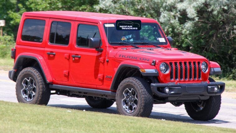 Jeep Wrangler 4xe 2021 foto spia