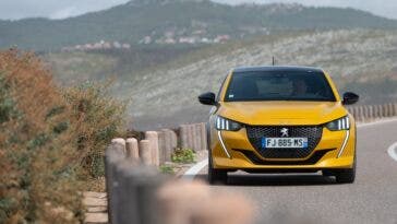 Nuova Peugeot 208 cambio gamma Italia