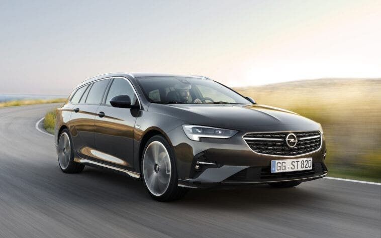 Opel Insignia Rapporto TÜV 2021