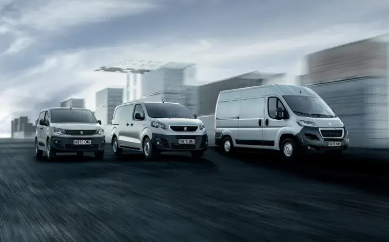 Peugeot Partner, Expert e Boxer What Car? Van Awards