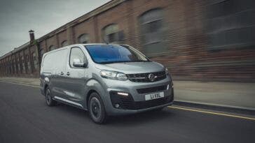 Vauxhall Vivaro-e What Car? Van Awards