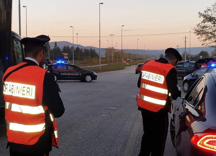 carabinieri-posto-di-blocco