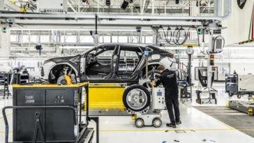 fabbrica auto