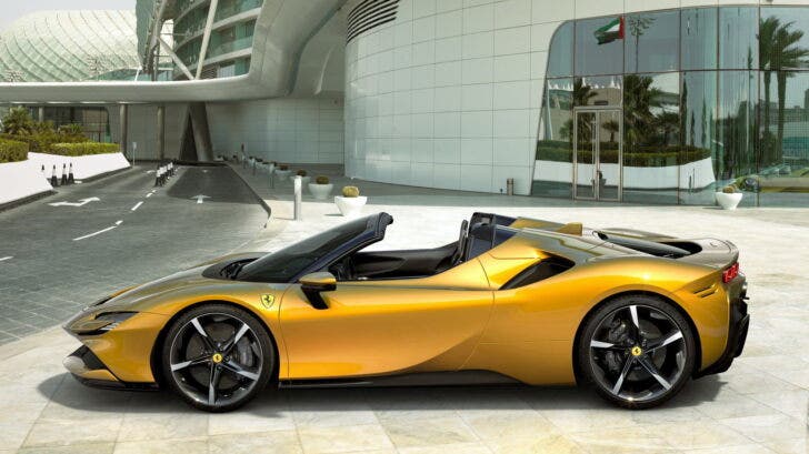 Ferrari SF90 Spider