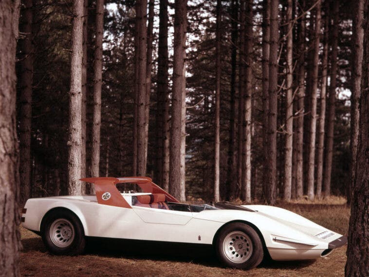 Alfa Romeo P33 Roadster