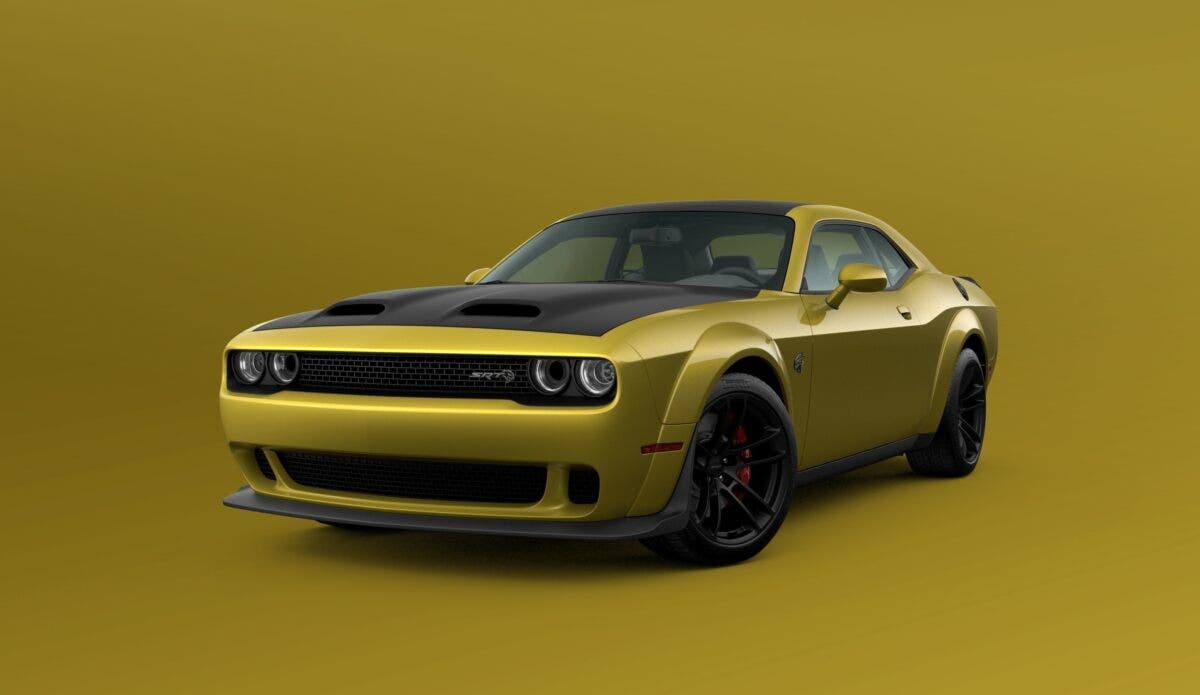 Il colore Gold Rush è tornato su alcuni modelli di Dodge ...