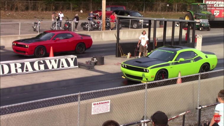 Dodge Challenger SRT Hellcat vs Challenger T/A 392 drag race