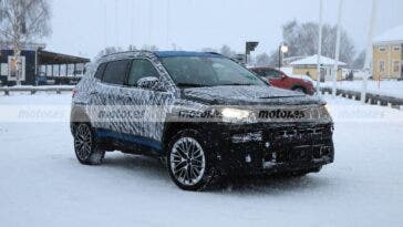Jeep Compass 2022 foto spia Europa