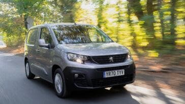 Nuovo Peugeot e-Expert What Van?