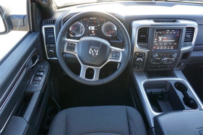 Ram 1500 Classic Warlock 2021