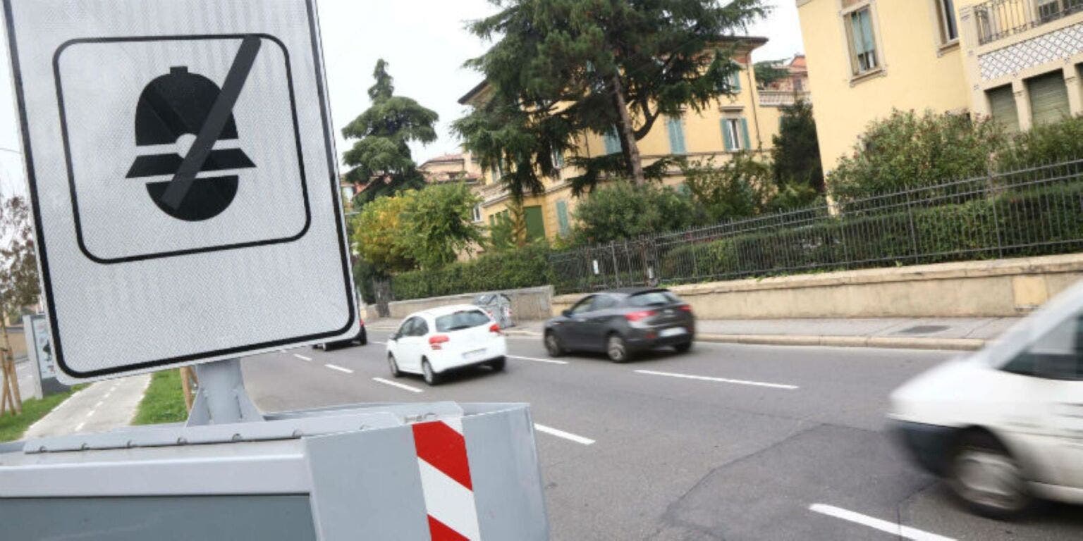 Multa autovelox senza contestazione immediata: quando è nulla - ClubAlfa.it