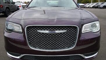 Chrysler 300 2020 sbagliata