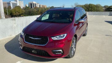 Chrysler Pacifica Pinnacle Doug DeMuro
