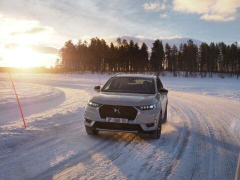 DS 7 Crossback E-Tense trazione integrale