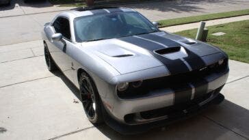 Dodge Challenger SRT Hellcat 2015 1034 CV
