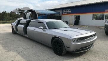 Dodge Challenger SXT limousine