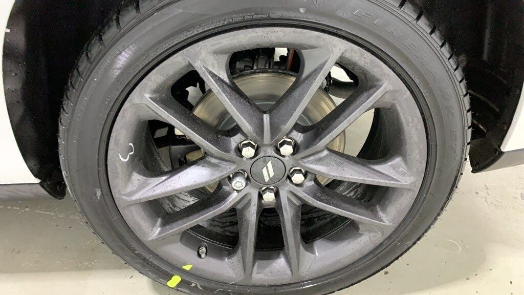 Dodge Charger e Challenger AWD cerchi 20"