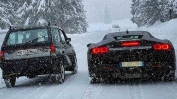 Fiat Panda vs Ferrari SF90 Stradale