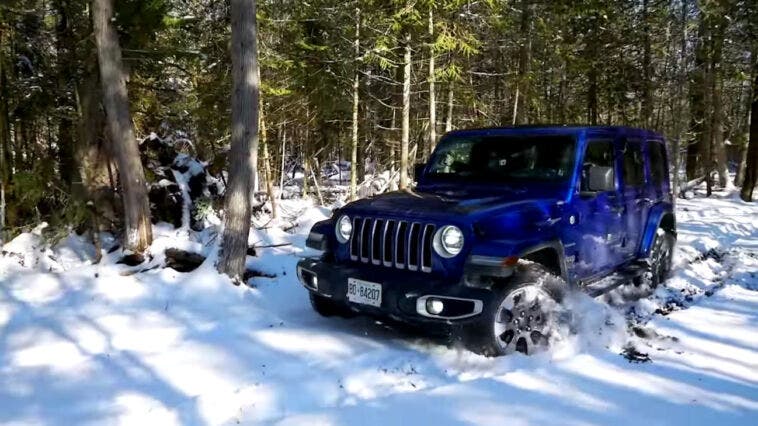 Jeep Wrangler vs Toyota 4Runner