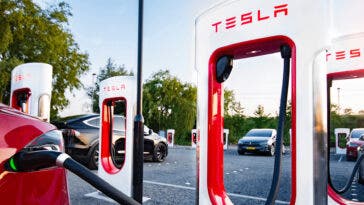tesla-supercharger