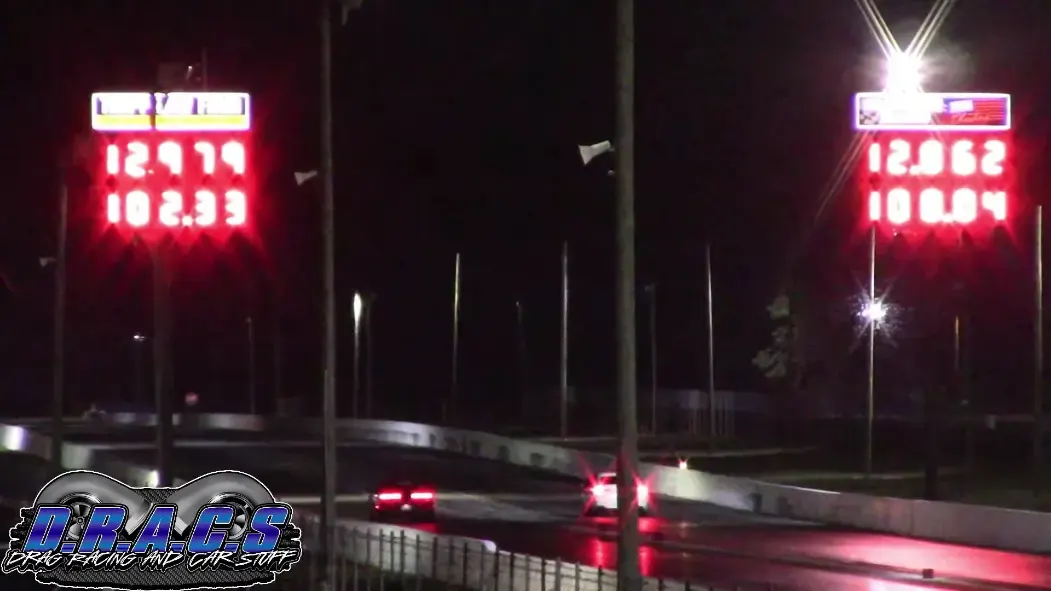Dodge Challenger vs Honda Accord drag race