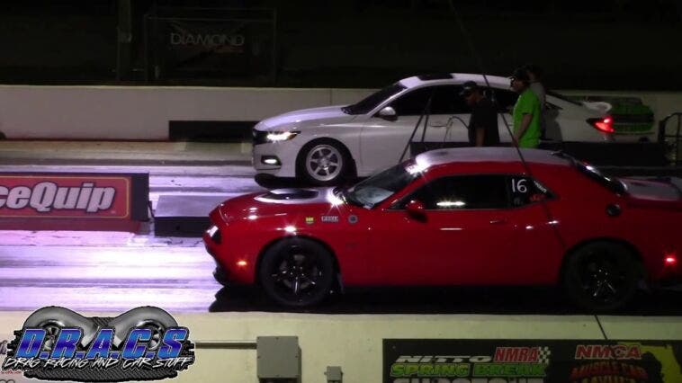 Dodge Challenger vs Honda Accord drag race