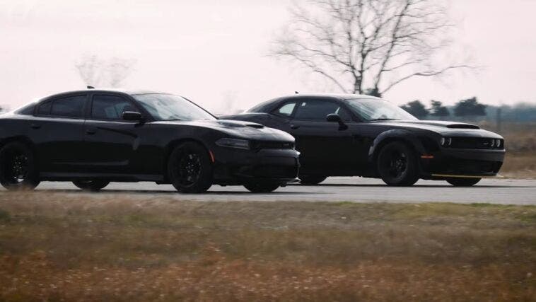 Dodge Charger SRT Hellcat HPE900 vs Demon stock