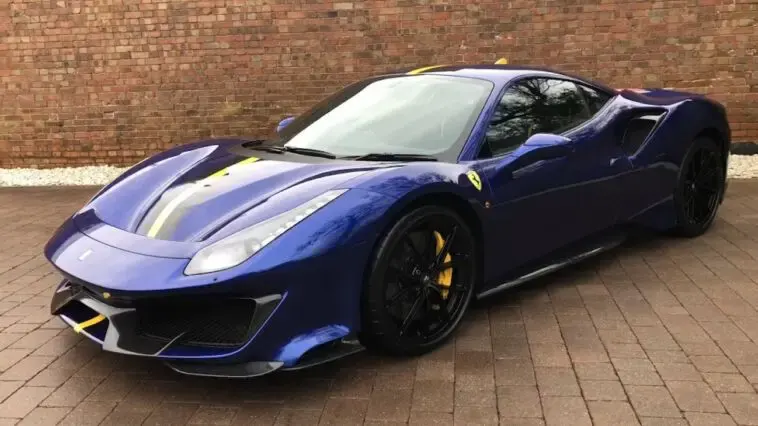 Ferrari 488 Pista Blu Elettrico