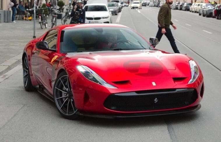 Ferrari Omologata foto live