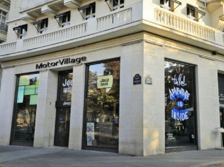 Fiat Chrysler chiude il suo Motor Village sugli ChampsElysées