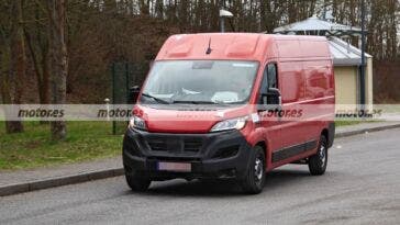 Fiat Ducato nuovo restyling foto spia