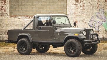 Jeep CJ-8 Scrambler 1982 asta
