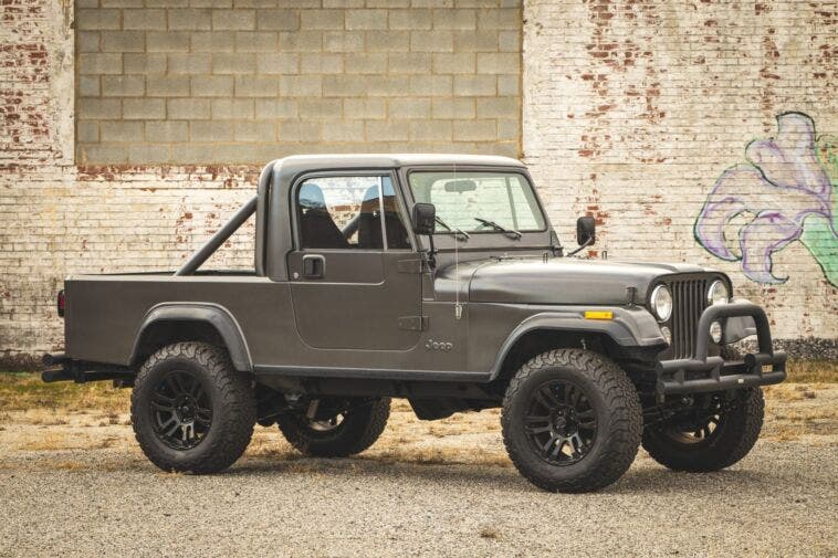 Jeep CJ-8 Scrambler 1982 asta