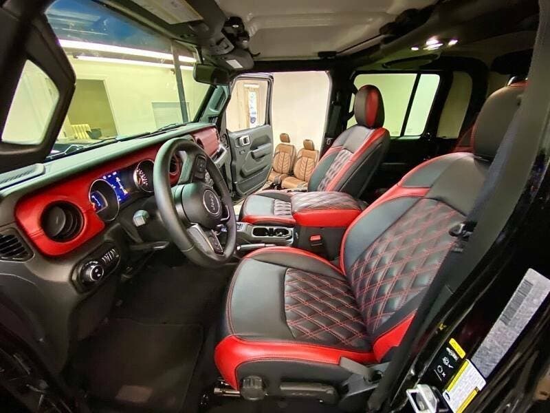 Jeep Gladiator a sei ruote