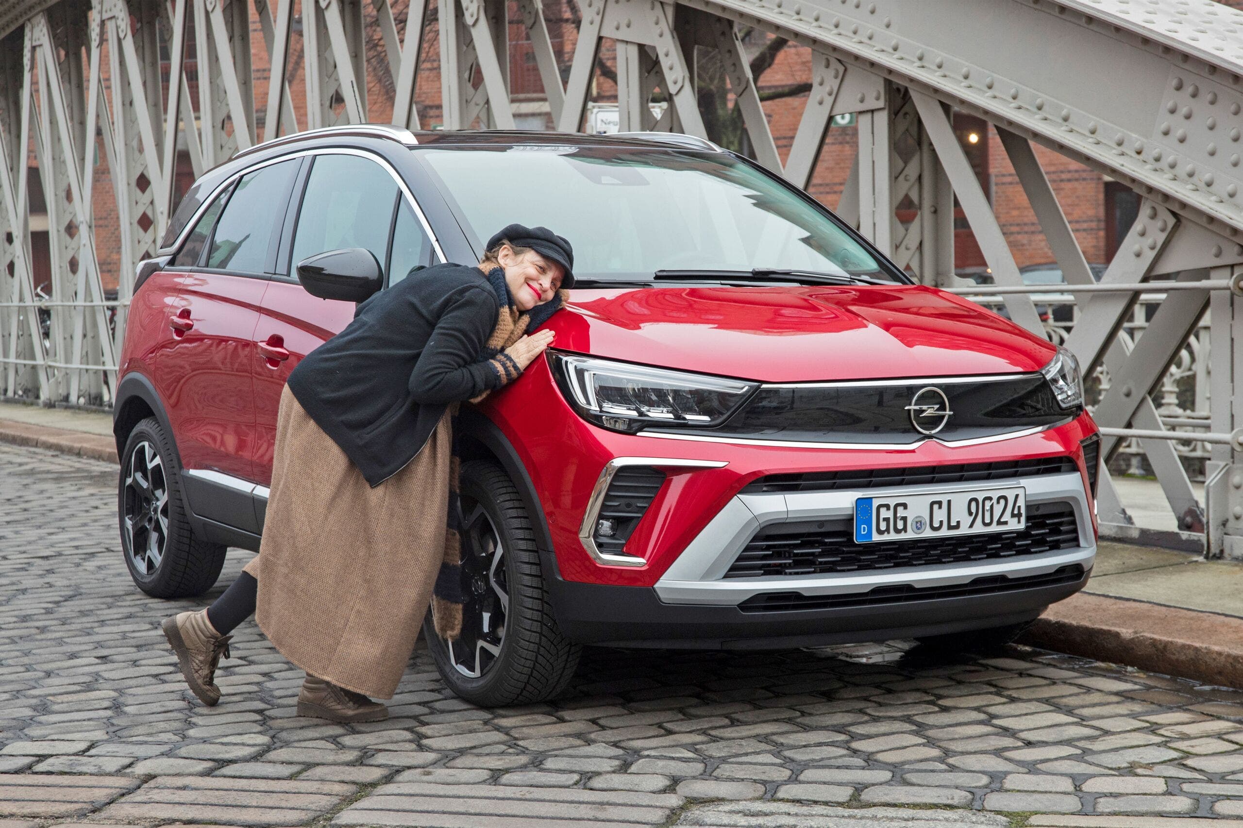 Nuovo Opel Crossland Katharina Thalbach