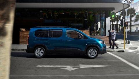 Nuovo Peugeot e-Rifter