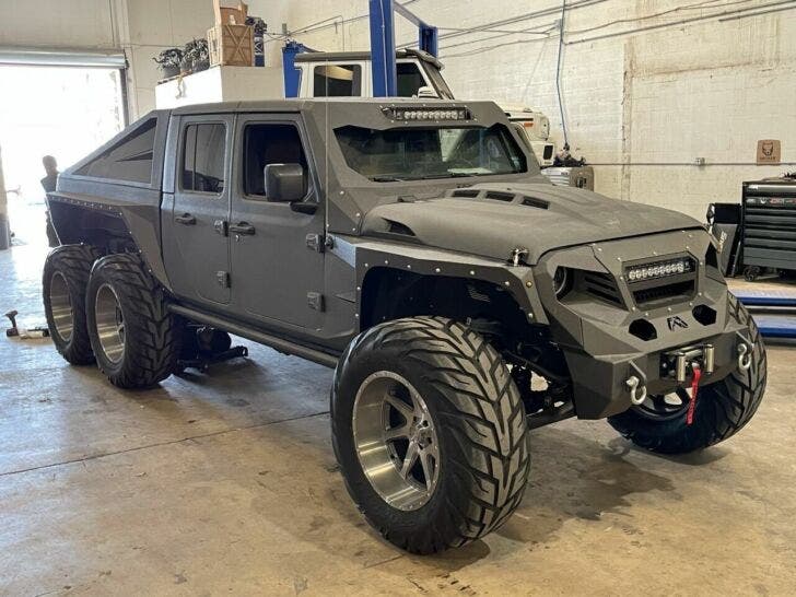 Jeep apocalypse 6x6