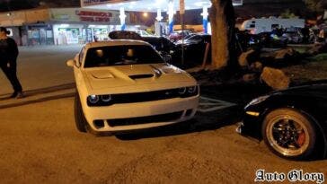 Dodge Challenger SRT Hellcat vs Chevrolet Corvette Z06 C6