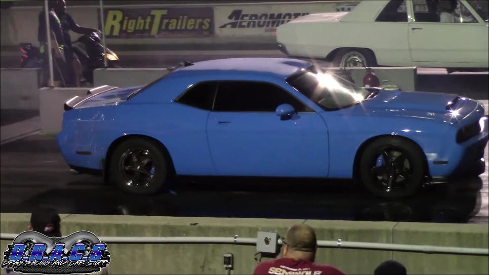 Dodge Challenger motore Chevrolet V8