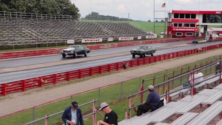 Dodge Charger R/T vs Chevrolet Chevelle SS drag race