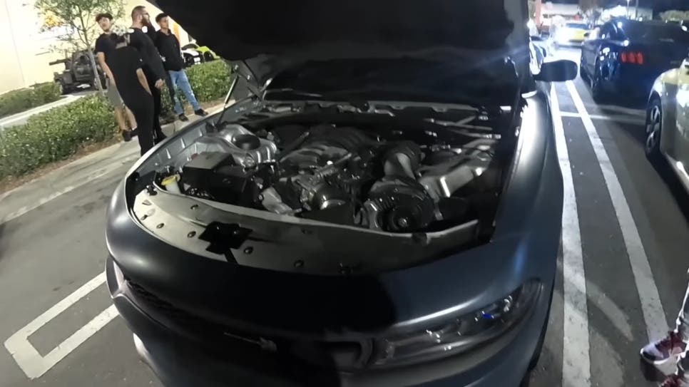 Dodge Charger SRT392 vs Ford Mustang GT modificate