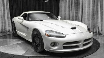 Dodge Viper SRT-10 2005 2000 CV