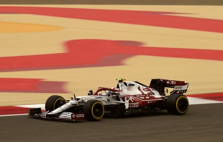 Alfa Romeo Racing Giovinazzi Test