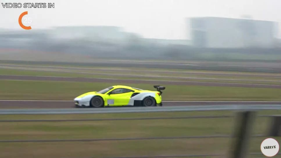 Ferrari 488 GTE pista bagnata