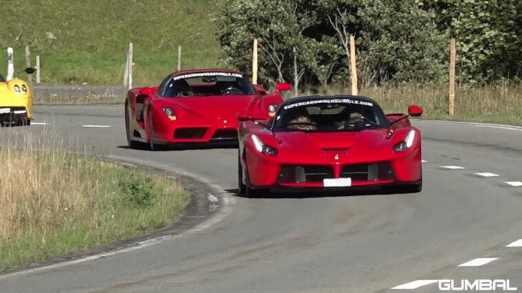 Ferrari Enzo vs LaFerrari drag race